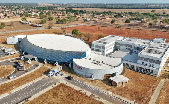 Governador Laurez Moreira retoma obras do Hospital Geral de Gurupi e afirma que saúde da região sul será referência