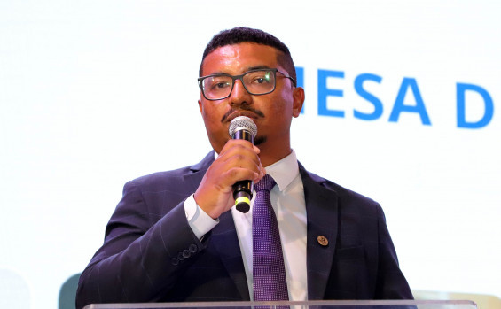 Durante abertura do Encontro de Contabilidade do Tocantins, governador Laurez Moreira destaca importância da classe profissional para o desenvolvimento do estado 
