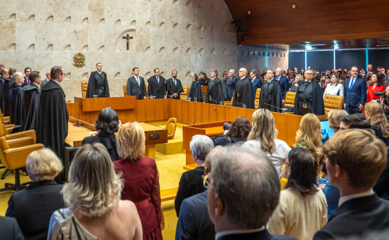 Governador Laurez Moreira prestigia posse do ministro Edson Fachin na presidência do STF