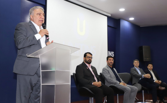Governador Laurez Moreira participa do lançamento da Escola de Conselhos para fortalecer formação de profissionais de proteção a crianças e adolescentes