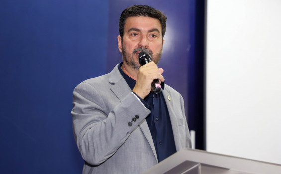 Governador Laurez Moreira participa do lançamento da Escola de Conselhos para fortalecer formação de profissionais de proteção a crianças e adolescentes