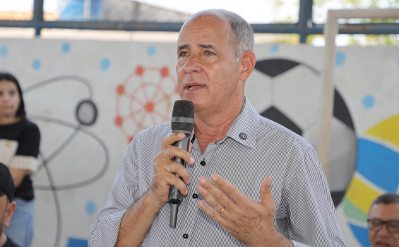 Em Couto Magalhães, governador Laurez Moreira participa de mutirão de documentação para mulheres do campo e reforça apoio à agricultura familiar