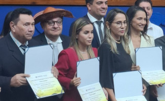 Delegada Regional de Araguaína é homenageada em solenidade na Assembleia Legislativa do Tocantins