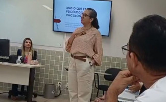 UNACON/HRA aborda o papel do psicólogo no cuidado ao paciente oncológico 