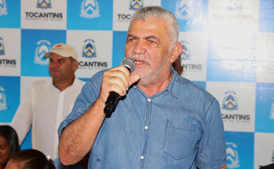 Governador Laurez Moreira entrega 800 kits de sementes do programa Mesa Farta para agricultores familiares de Araguatins