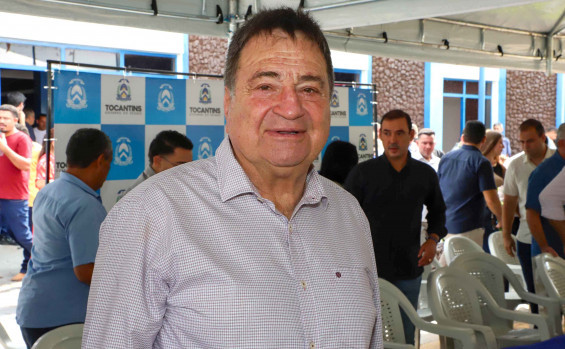 Governador Laurez Moreira entrega 800 kits de sementes do programa Mesa Farta para agricultores familiares de Araguatins