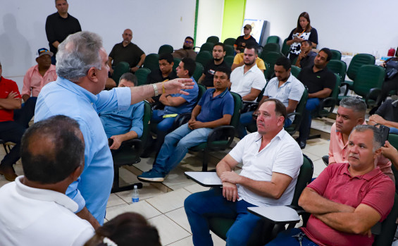 Governador Laurez Moreira anuncia R$ 2,3 milhões para Aguiarnópolis