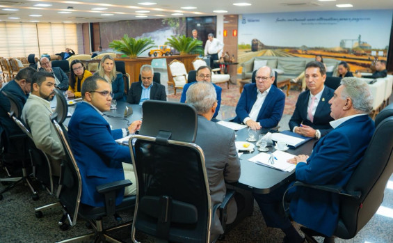 Governador Laurez Moreira reúne secretariado para debater obras que impulsionam o desenvolvimento do Tocantins