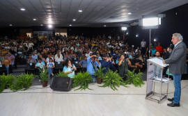 Em Araguaína, Governador Laurez Moreira reforça compromisso com políticas públicas para a primeira infância