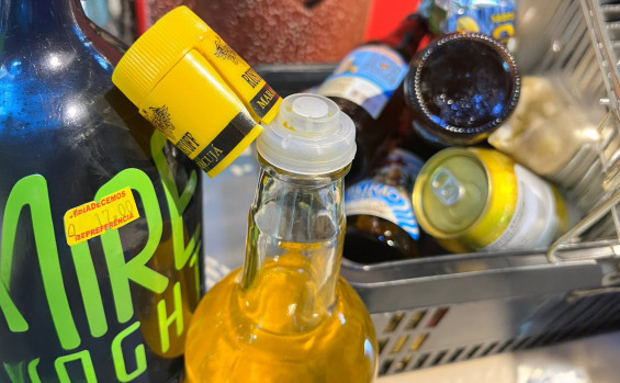 Procon Tocantins realiza a operação “De Olho no Copo – Dia D” e apreende mais de 800 produtos vencidos em todo o estado