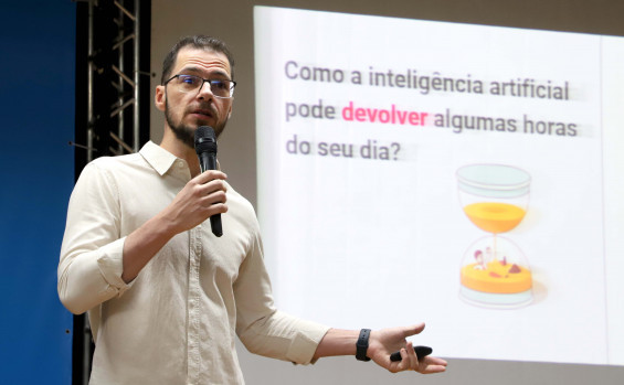 Governo do Tocantins une tecnologia e inclusão em evento sobre inteligência artificial e valorização humana