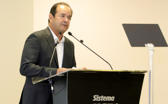 Governador Laurez Moreira participa da inauguração da Escola Sesi de Referência e ressalta importância das parcerias para qualificação dos tocantinenses