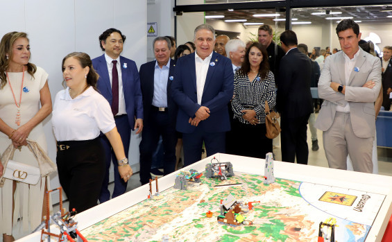 Governador Laurez Moreira participa da inauguração da Escola Sesi de Referência e ressalta importância das parcerias para qualificação dos tocantinenses