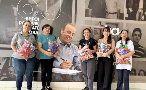 Naturatins realiza entrega de 264 kg de tampinhas plásticas ao Hospital de Amor