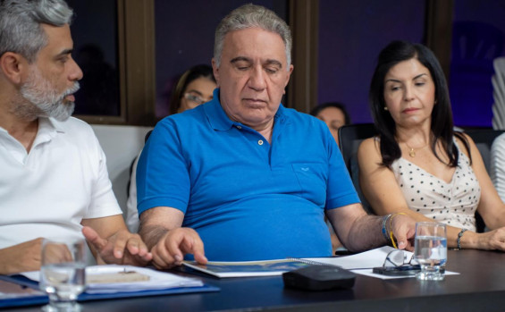 Laurez Moreira acompanha de perto os projetos em andamento e futuras ações com foco na reorganização administrativa e operacional do sistema de saúde pública tocantinense - Bruno Maia/Governo do Tocantins