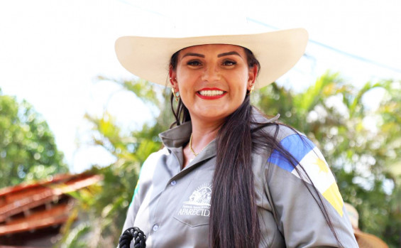 Governador Laurez Moreira participa de cavalgada que abre a 16ª Exposição Agropecuária de Xambioá