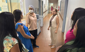 Hospital Tia Dedé realiza visita guiada para gestantes e reforça vínculo de confiança com pacientes