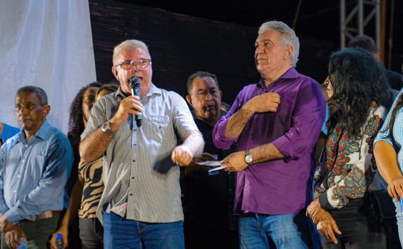 Governador Laurez Moreira prestigia aniversário de Dueré e reafirma compromisso com obras estruturantes para o município