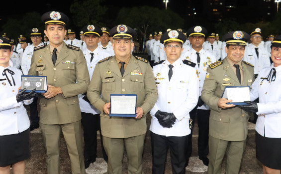 Com presença do governador Laurez Moreira, PMTO forma 87 novos oficiais no encerramento dos cursos CHOA/CHOM 2025