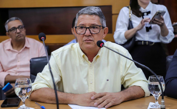 Governador Laurez Moreira regulariza convênios pendentes do programa Tocando em Frente e libera novos repasses para 16 municípios