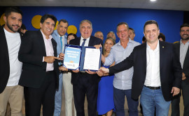 Em ato histórico, governador Laurez Moreira sanciona novo PCCR da Educação e garante valorização da categoria após 10 anos de espera