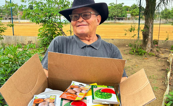 Governo do Tocantins beneficia 42 mil agricultores familiares com entrega de kits de hortifrúti e sementes pelo programa Mesa Farta