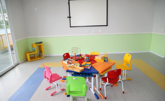 Governador Laurez Moreira participa da inauguração da primeira creche pública de Luzimangues e reforça compromisso com a educação