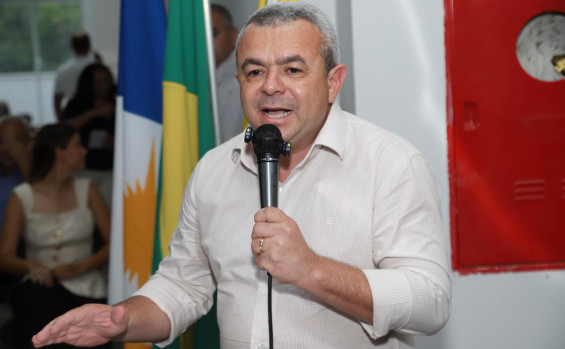 Governador Laurez Moreira participa da inauguração da primeira creche pública de Luzimangues e reforça compromisso com a educação