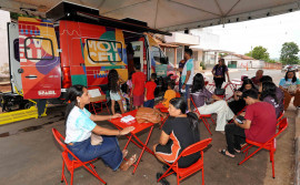 Em Aguiarnópolis, MovCEU proporciona imersão tecnológica, leitura e cadastros de artesãos no Dia D Aliança pela Primeira Infância