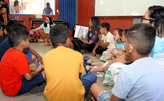 Em Aguiarnópolis, MovCEU proporciona imersão tecnológica, leitura e cadastros de artesãos no Dia D Aliança pela Primeira Infância