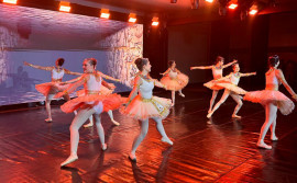 Encerramento do Balé Popular do Tocantins encantou o público com o espetáculo Cores do Mundo em apresentações de fim de ano