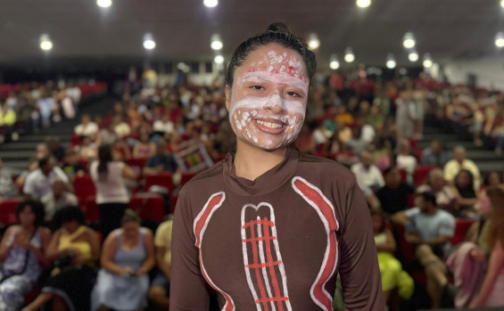 Encerramento do Balé Popular do Tocantins encantou o público com o espetáculo Cores do Mundo em apresentações de fim de ano