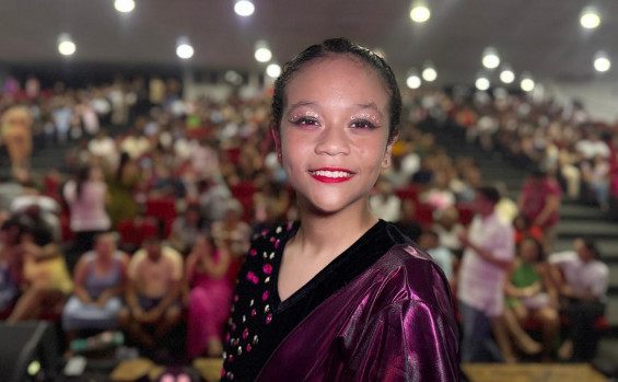Encerramento do Balé Popular do Tocantins encantou o público com o espetáculo Cores do Mundo em apresentações de fim de ano