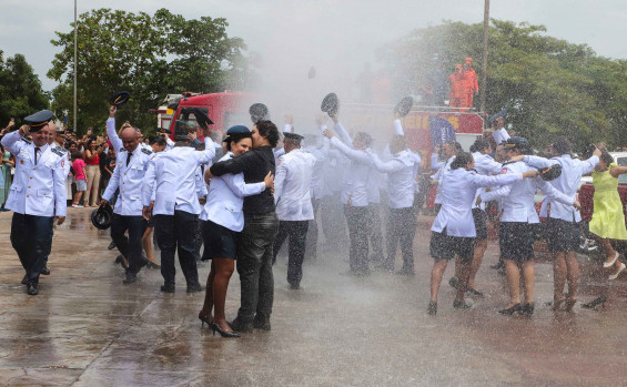Ao celebrar 33 anos do CBMTO, governador Wanderlei Barbosa destaca a evolução da corporação e a nova trajetória profissional de militares