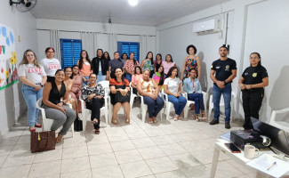 Em Dianópolis, 10ª DEAMV realiza palestra para servidores do Creas sobre atuação da Polícia Civil na defesa da mulher
