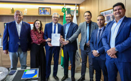 Em Brasília, governador Wanderlei Barbosa articula ampliação de recursos do SUS no Tocantins