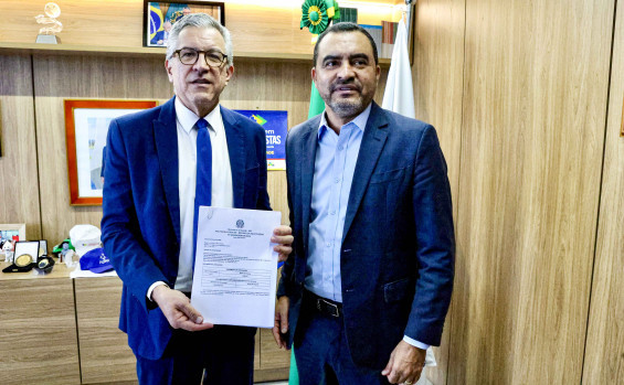 Em Brasília, governador Wanderlei Barbosa articula ampliação de recursos do SUS no Tocantins