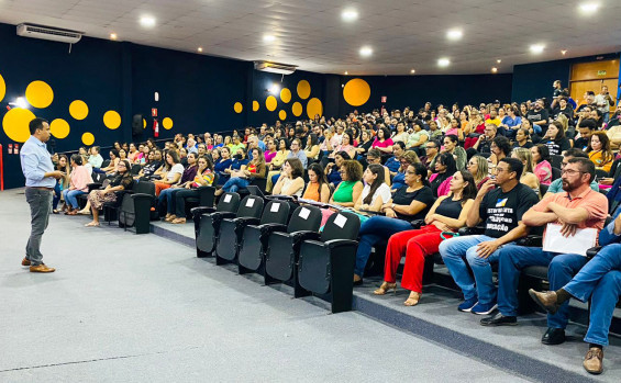 Governo do Tocantins fortalece a educação pública com investimentos em infraestrutura e valorização dos servidores com foco na melhoria da aprendizagem