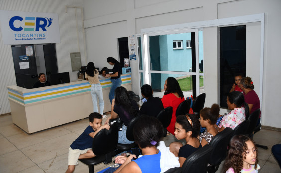 Governo do Tocantins entrega órteses no Centro Estadual de Reabilitação