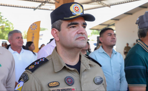 Governador Wanderlei Barbosa participa da passagem de comando do 13º BPM em São Félix do Tocantins e entrega R$ 3,5 milhões em investimentos para a unidade
