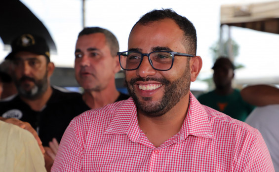 Governador Wanderlei Barbosa prestigia a tradicional vaquejada de Paranã e reforça o valor cultural da festa para a região