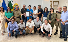 Seduc participa de assinatura de cessão de terreno para regularização fundiária Colégio Militar Diaconizio Bezerra da Silva em Paraíso