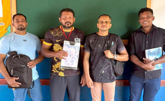 Escola Estadual Floresta revoluciona ensino e aprendizagens e conquista quatro categorias no prêmio Escola que Transforma