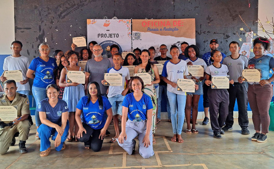 Escola Estadual Floresta revoluciona ensino e aprendizagens e conquista quatro categorias no prêmio Escola que Transforma