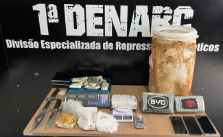 Em Palmas, 1ª Denarc deflagra a operação Narcofolia, apreende grande quantidade de drogas e prende três pessoas por tráfico 
