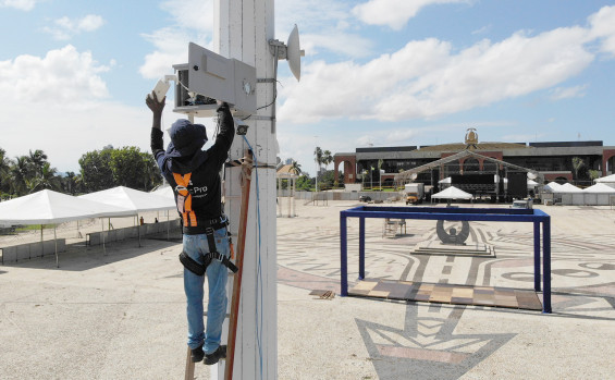 Governo do Tocantins abre programação do CarnaPraça com shows de Kadu Martins e da dupla Iguinho e Lulinha nesta sexta-feira, 13