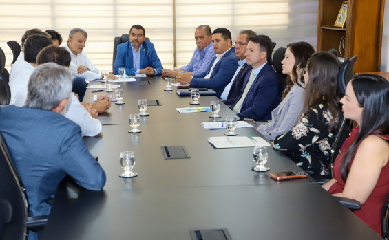 Governador Wanderlei Barbosa e BRK discutem investimentos e tarifa social para mais de 400 mil pessoas