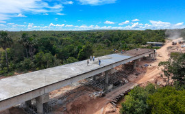 Governo do Tocantins avança nas obras da Ponte Caracol, no Jalapão, com 75% de execução e entrega prevista para abril