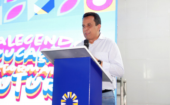 Em Dianópolis, governador Wanderlei Barbosa entrega premiações a escolas de destaque e reafirma compromisso com investimentos e qualidade da educação no Tocantins