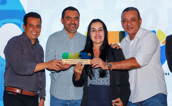 Em Paraíso, governador Wanderlei Barbosa premia escolas estaduais e anuncia mais de R$ 4 milhões para novas obras em Araguacema e Lagoa da Confusão 